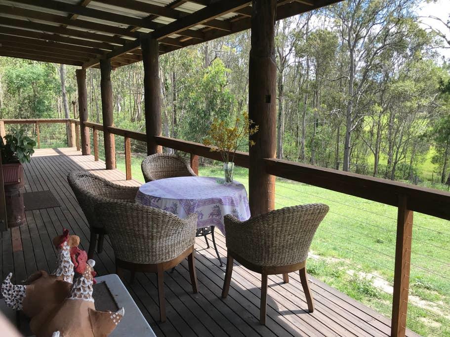Delaneys Creek QLD Accommodation VIC
