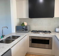 Delicate and Peaceful Bundoora Townhouse 10 - Accommodation VIC