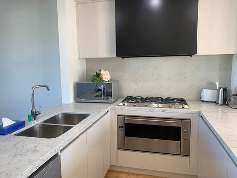Delicate And Peaceful Bundoora Townhouse 10 - Accommodation VIC 0