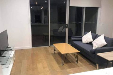 Delicate And Peaceful Bundoora Townhouse 10 - Accommodation VIC 2