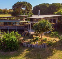 Delicate Nobby Artist Studio 898 Point Plomer Road - Accommodation VIC