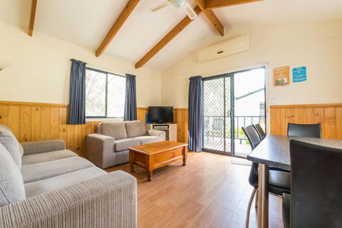 Deniliquin Riverside Caravan Park - Accommodation VIC 0