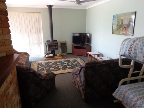 Denison Waterfront - Accommodation VIC 1