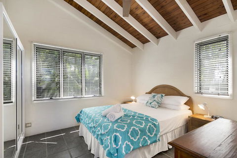 Descola 10 - Accommodation VIC 2