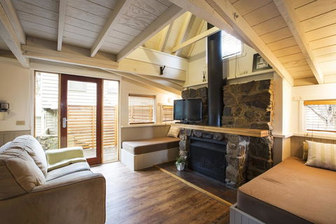 Diamantina - Accommodation VIC 2