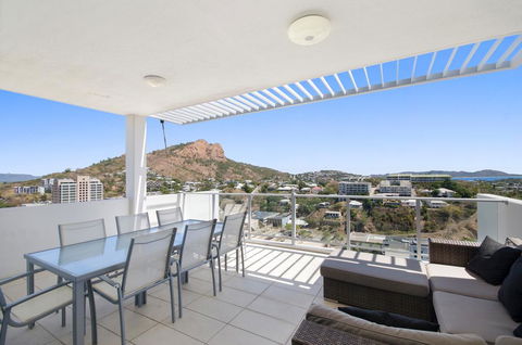 Direct Hotels - Dalgety Apartments - Accommodation VIC 2
