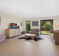 Divine - In the heart of Bright - Accommodation VIC