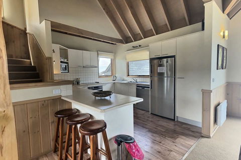 Dragonfly Chalet - Accommodation VIC 2
