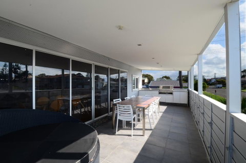 Dream Catcher Beach House - Shellharbour - Accommodation VIC 1