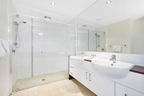 Drift Apartments - Tweed Coast Holidays - Accommodation VIC 3