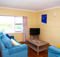 Dunroamin 20 Main Street - Accommodation VIC
