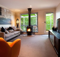 Eastern View Villa - Accommodation VIC