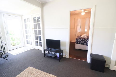 Echuca Bungalow - Accommodation VIC 2
