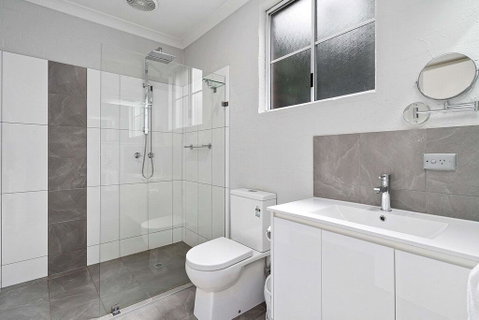 Econo Lodge Border Gateway Wodonga - Accommodation VIC 3