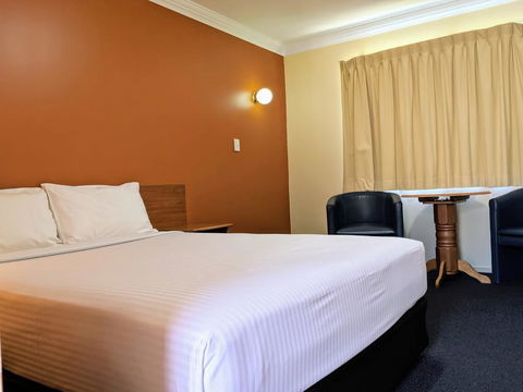 Econo Lodge Waterford - Accommodation VIC 3