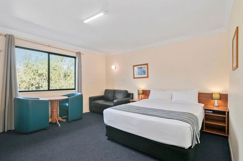 Econo Lodge Waterford - Accommodation VIC 1