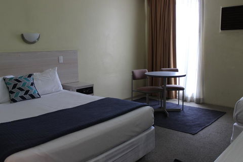 El Toro Motor Inn - Accommodation VIC 1