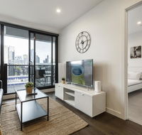 Elegant Apartment mins walk to Melbourne CBD - Accommodation VIC