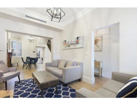 Elegant Renovated Terrace Close To City - Accommodation VIC 3