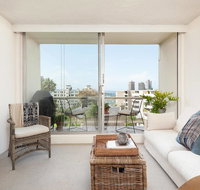 Elizabeth Bay Home with a View - Accommodation VIC
