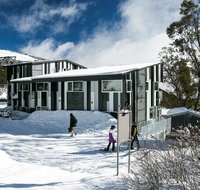 Elk at Falls - Accommodation VIC