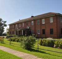 Elm and Wren Guesthouse - Accommodation VIC