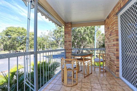Enjoy Sunsets And Waterviews From Your Private Balcony - Accommodation VIC 0
