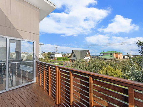 ESCAPE 2 BROPHY - Accommodation VIC 3
