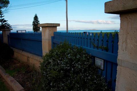 Esperance Beachfront Resort - Accommodation VIC 1