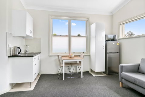 Excelsior Serviced Apartments - Accommodation VIC 3