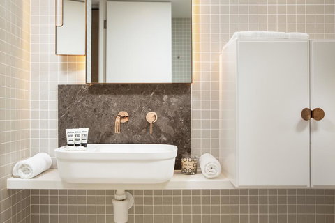 Explore Sydney From A Beautiful Leafy Haven - Accommodation VIC 2