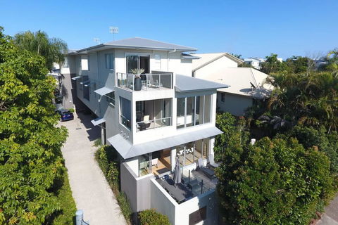 Fabulous 3 Bedroom Noosa Townhouse - Accommodation VIC 0