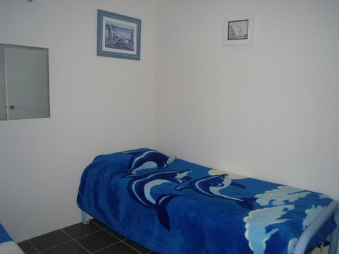 Fabulous Location - Ground Floor Waterfront Unit! Clearview Apartments - Accommodation VIC 1