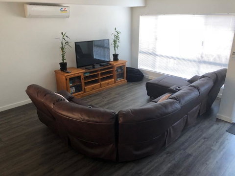 Falcon Bay 4x4 Townhouse - Accommodation VIC 0