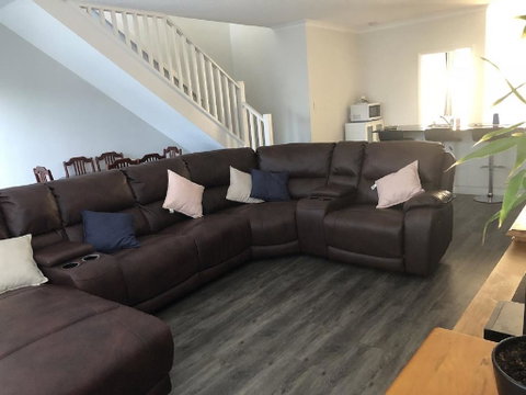 Falcon Bay 4x4 Townhouse - Accommodation VIC 3