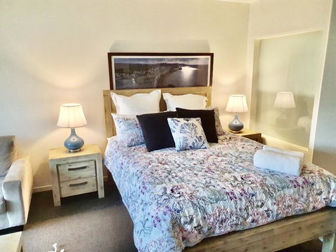FAMILY ISLAND GETAWAY - BEACHFRONT APARTMENT - Accommodation VIC 1