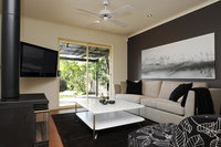 Book Burnside Accommodation Vacations Accommodation VIC Accommodation VIC