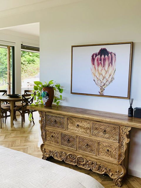 Fletchers Ridge Brand New Luxury Guest House - Accommodation VIC 3