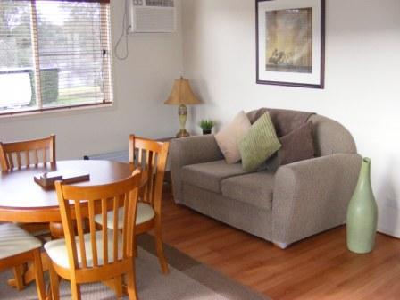 Fossickers Tourist Park - Accommodation VIC 2