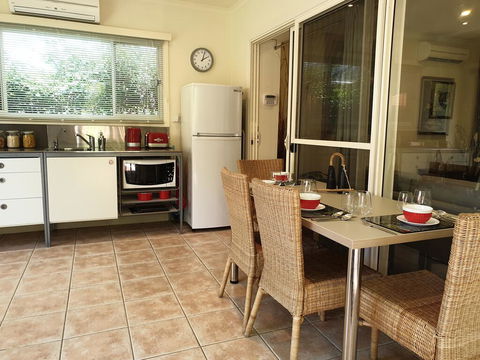 Garden Studio, Black Forest - Accommodation VIC 1