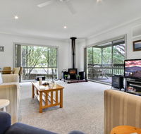 Garnet House - Accommodation VIC