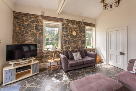Georgia - Accommodation VIC 3