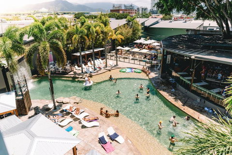 Gilligan's Backpacker Hotel & Resort Cairns - Accommodation VIC 0