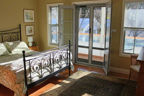 Glenburn House - Accommodation VIC 2