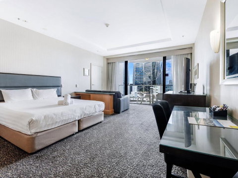 Gold Tower Private Deluxe King Room - Accommodation VIC 0