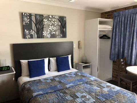 Golden Grain Motor Inn - Accommodation VIC 0