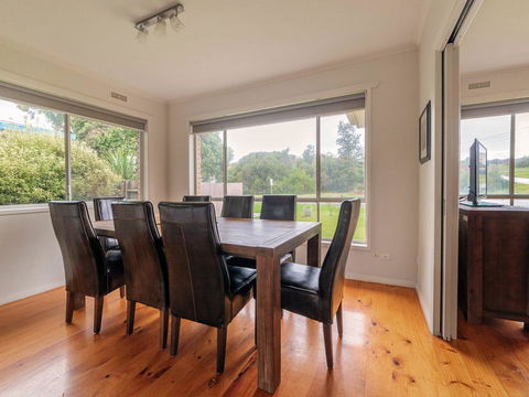 HAKUNA MATATA (No Worries) - Accommodation VIC 2