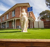 Hamilton's Queanbeyan Motel - Accommodation VIC