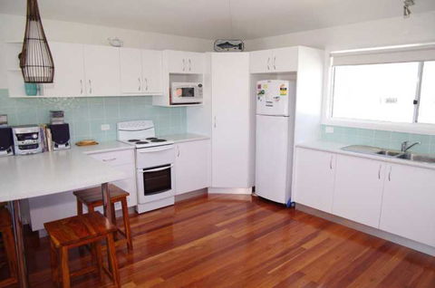Hampstead, 32 Main Street - Accommodation VIC 3