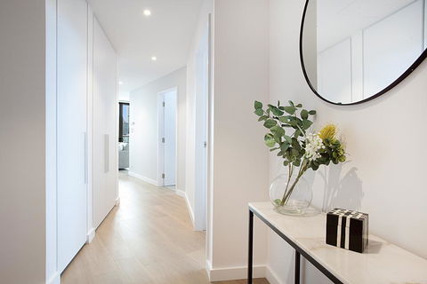 HAYMARKET HEIGHTS - Hosted By L'Abode Accommodation - Accommodation VIC 2